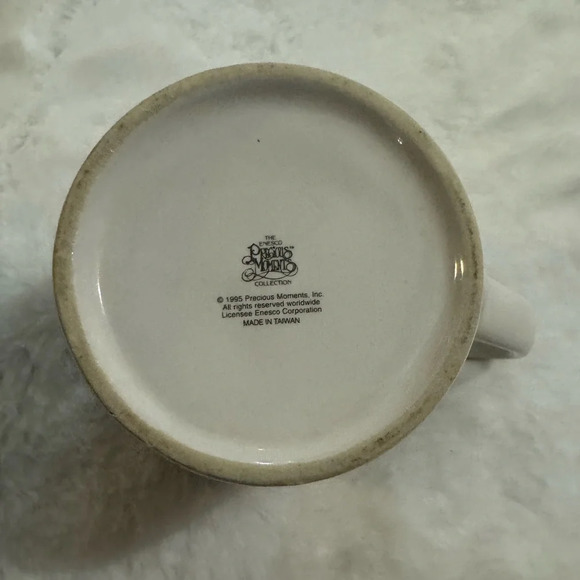Vintage 1985 Precious Moments Teacher Coffee Cup Mug Love Never Fails - Picture 5 of 10